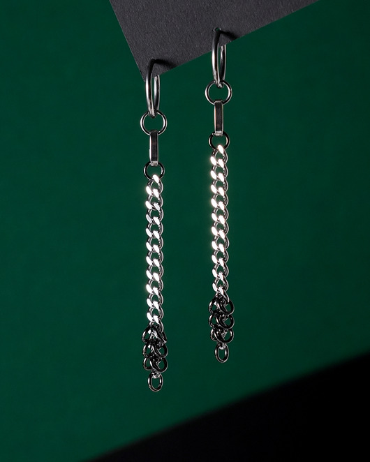 kolczyki - inne Długie industrialne kolczyki z łańcuchami