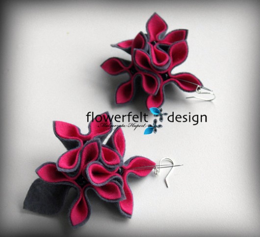 różowe w szarym-Biżuteria Autorska FlowerFelt Design