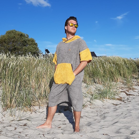 Surf Poncho  - Spicy Mustard - Poncho dla morsa Mimi Monster