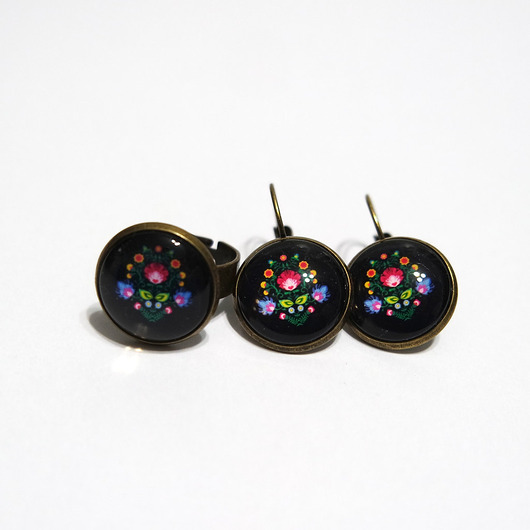 kolczyki szklane Zestaw ludowy czarny - kolczyki i pierścionek