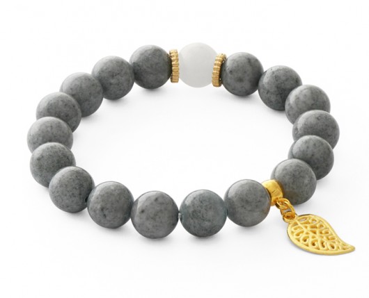 Gray & moon jade with leaf pendant. Lavoga