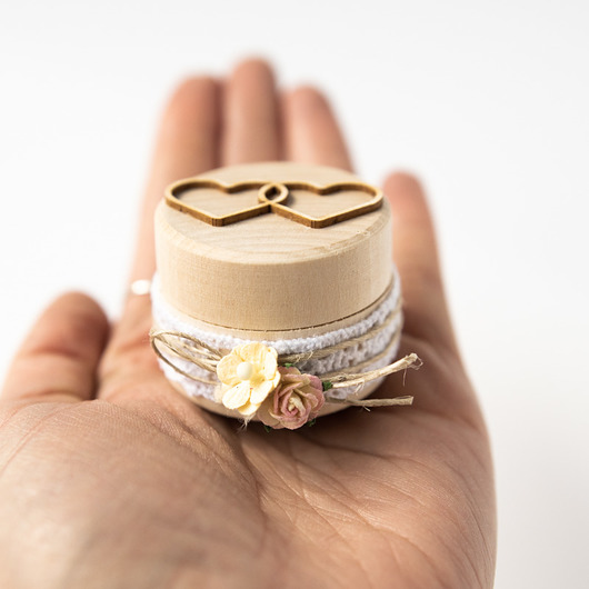 Ślub - inne Drewniane pudełeczko na pierścionek zaręczynowy