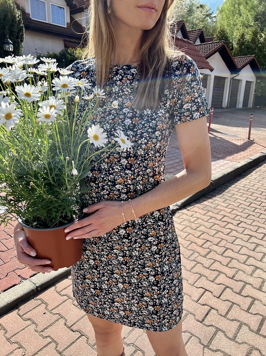 sukienki mini damskie Flowers / mini sukienka 100% wiskoza