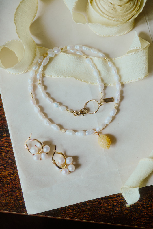 złote naszyjniki Cytrynka, naszyjnik z pereł