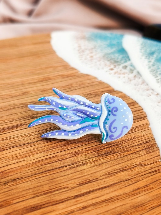 przypinki Pin meduza przypinka z morskim motywem, kolekcja morska, boho