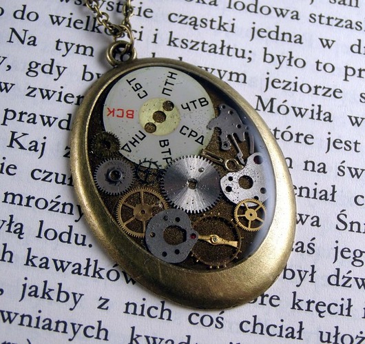 Mechaniczny naszyjnik 114 Zegarynki