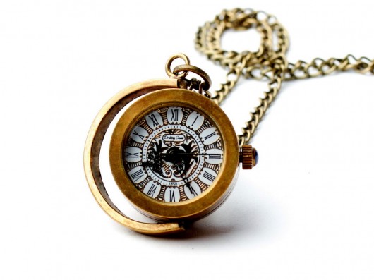 zegarki na łańcuszku DROBINA KSIĘŻYCOWA - Zegarek mechaniczny, wisiorek z sercem