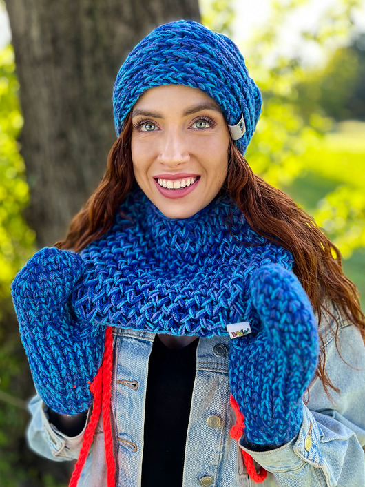 szale damskie Mały komin MERINO 66% Niebieskości