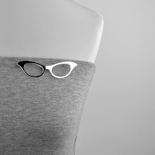 MirrorAuntieGlasses felt label