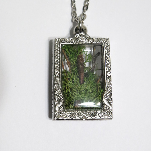 wisiory Mech - naszyjnik