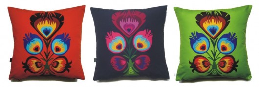 Trzy poduszki folk Gaul Designs