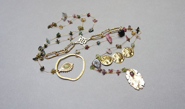 korale Sautoir /turmaliny/ 08.01.26 - długi  naszyjnik