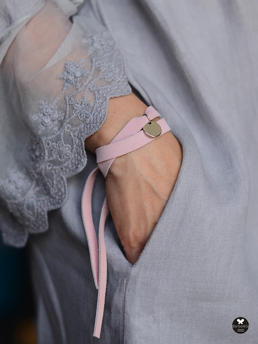 pink silver ring barboleta