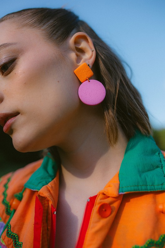 kolczyki z masy plastycznej Kolczyki wiszące geometryczne