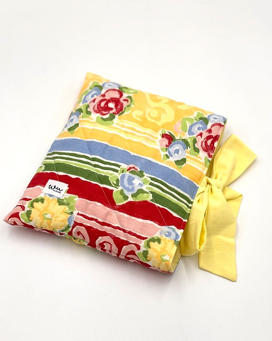 pokrowce i etui - różne Otulacz na książkę Kolorowy