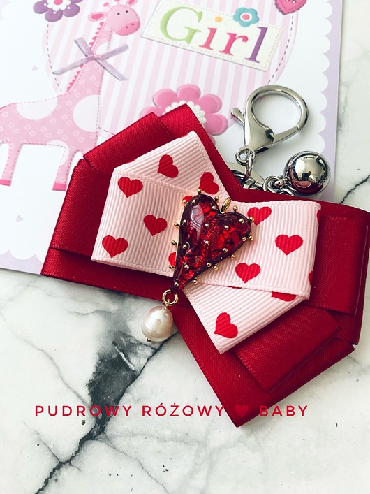 Akcesoria pozostałe Czerwona Kokardka Brelok do wózka New