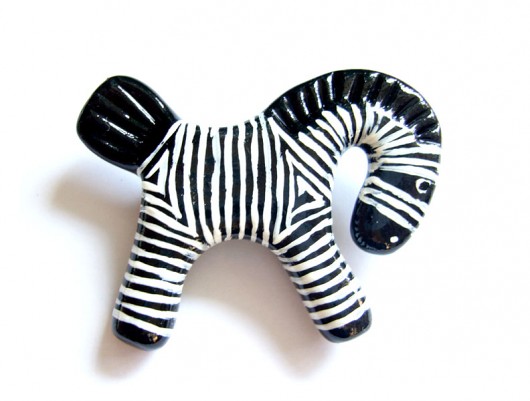 zebra brocha PRACOWNIA Z PRZYTUPEM