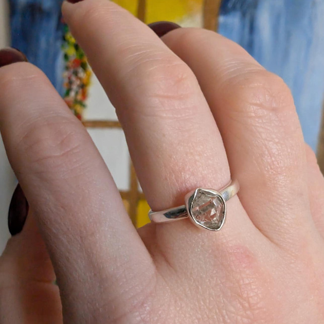 pierścionki srebrne Pierścionek subtelny herkimer