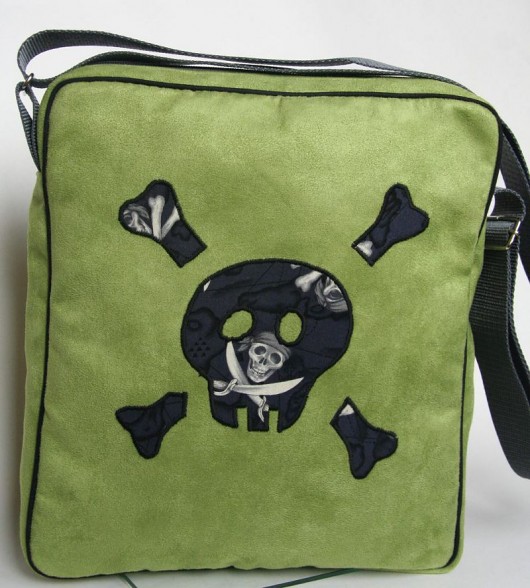 Zielona z czaszką  Balik Hand Made