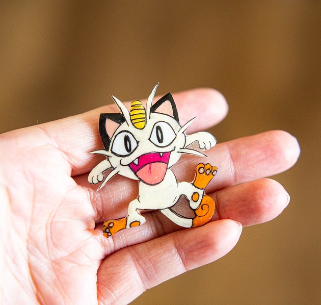 biżuteria męska Broszka Meowth