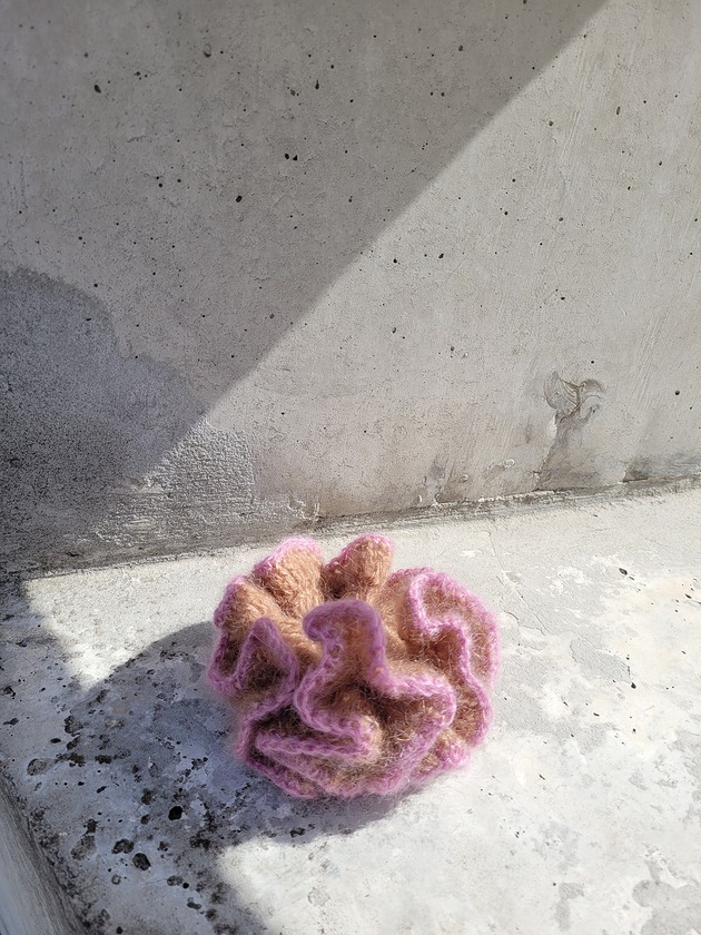 gumki do włosów Gumka scrunchie Karmel z Różą