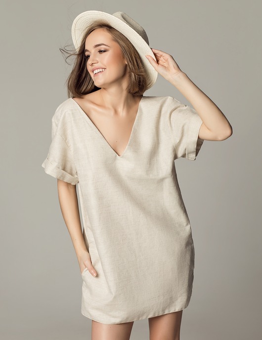 sukienki mini damskie Sukienka lniana The Sporty One beż