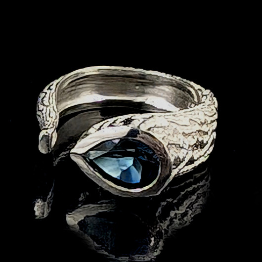 pierścionki srebrne Pierścionek london blue topaz