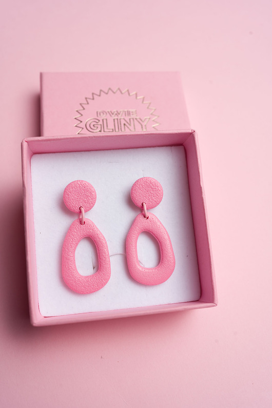 kolczyki z masy plastycznej Kolczyki w organicznym kształcie Klara