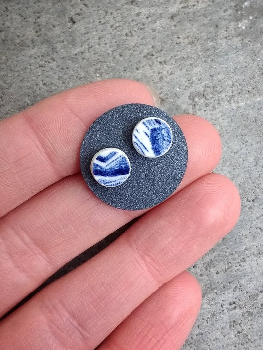 Kolczyki ceramiczne kobaltowe biżuteria z talerzy