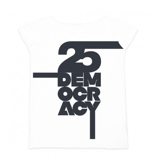 25 Democracy White odCZAPY odCZAPY