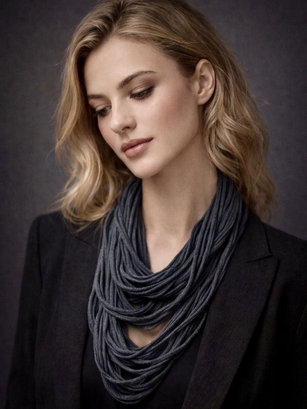 ubrania różne Naszyjnik dzianinowy - szary melanż