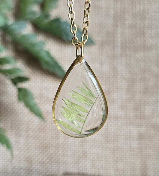 wisiory Złoty wisiorek prawdziwe kwiaty rośliny łezka