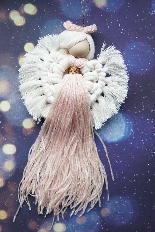 dekoracje świąteczne Anioł pleciony sztuką makramy 25cm