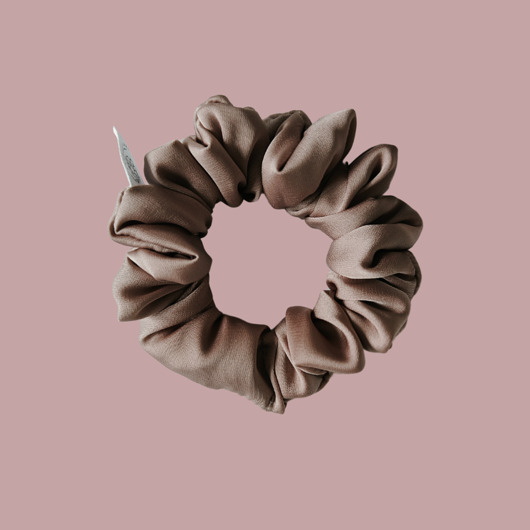 gumki do włosów Satynowa gumka satynowa scrunchie owijka frotka mokka MINI
