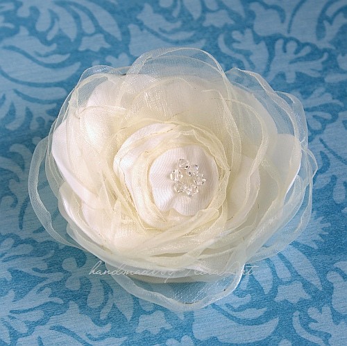 CREAMY II kwiat do włosów FloraArt