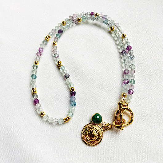 chokery Krótki Naszyjnik/bransoletka  Fluoryt, miętowy naszyjnik fiolet złoto