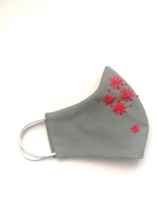 maseczka zielona basic i haftowane ornamenty #2 Martha Stark