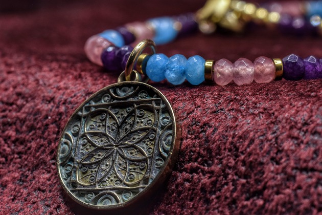 naszyjniki - inne Mandala - Naszyjnik z brązu na na naturalnych kamieniach