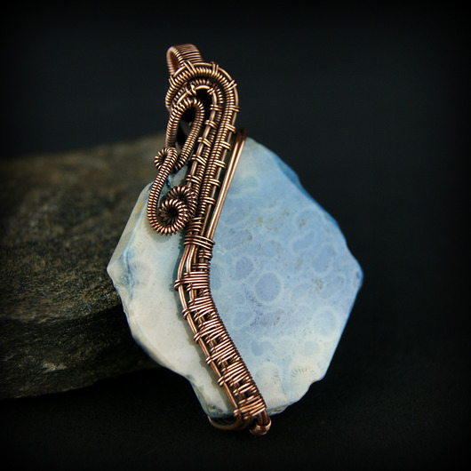 wisiory Koral fossil wisiorek wire wrapping
