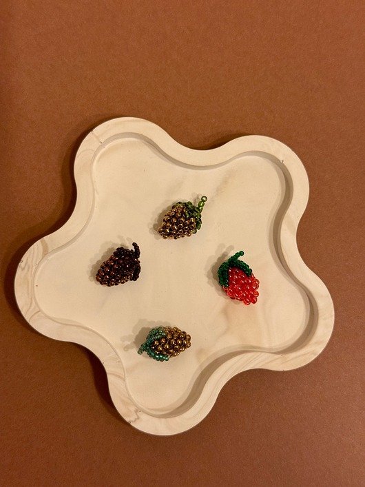 wisiory Zamówienie indywidualne - Naszyjnik z perełek z owockiem