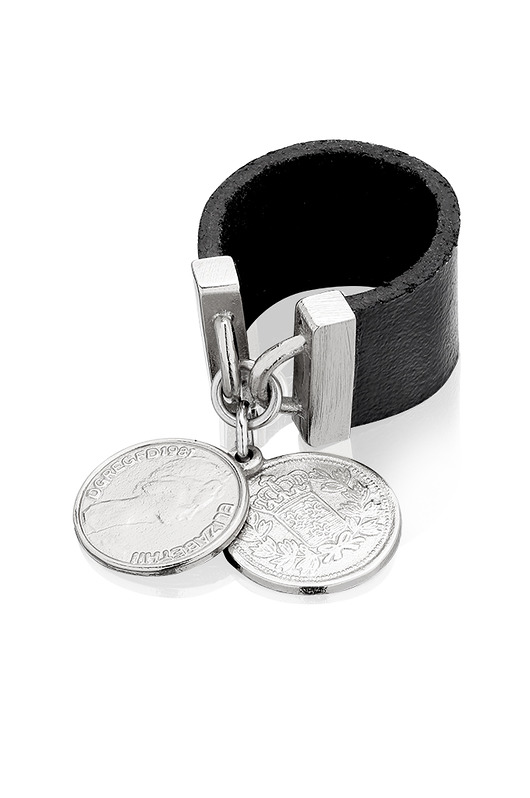 Royal Coin Ring in Silver Joccos Design