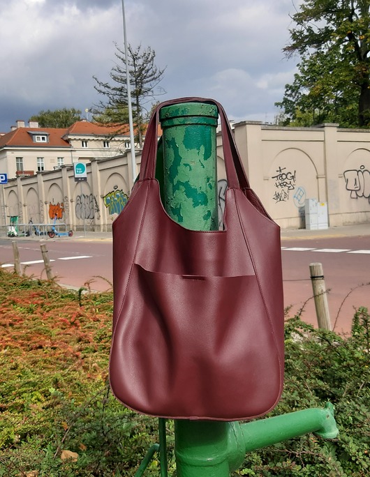 torby na ramię Bakłażanowa skórzana torba  worek