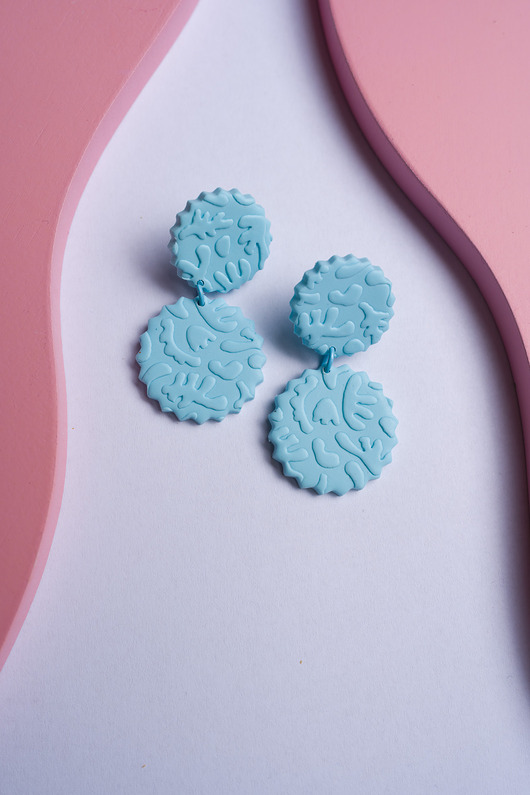 kolczyki z masy plastycznej Wiszące sztyfty z fakturą Matisse