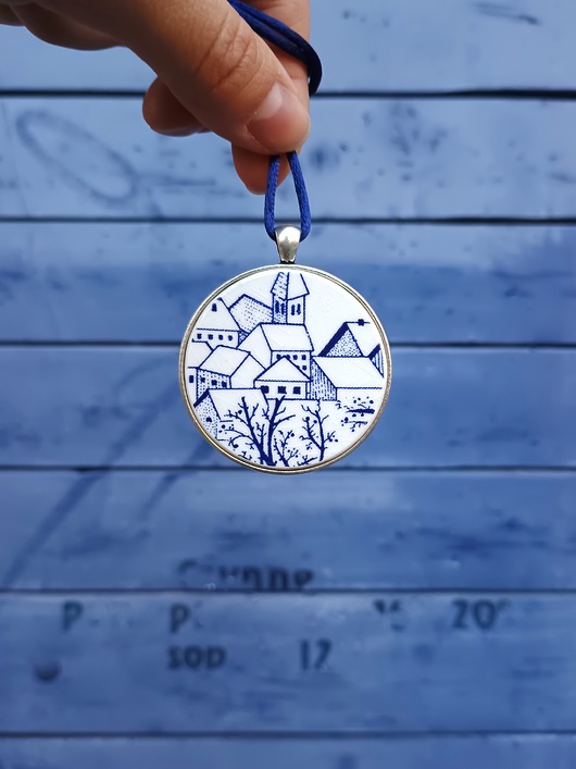 wisiory Naszyjnik w domki