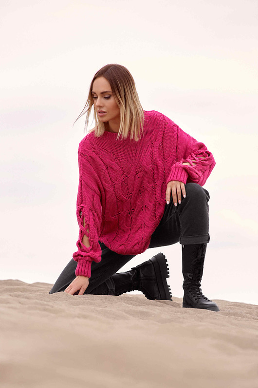 swetry damskie  Sweter z dziurami na rękawach-fuksja(M-539)