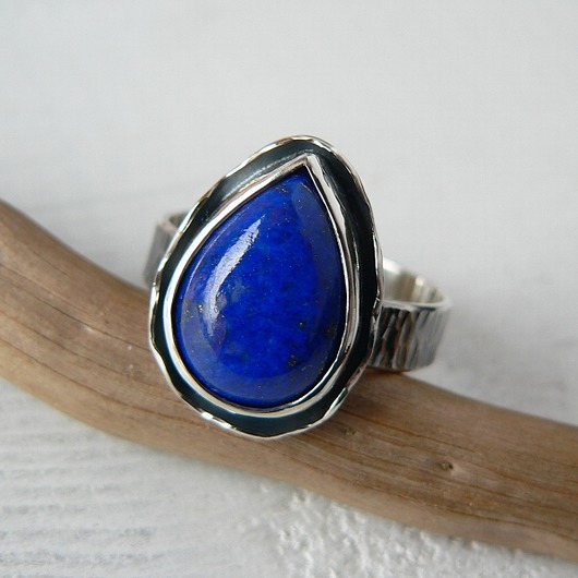 -lapis lazuli w falbankach- Emilia Woźniak