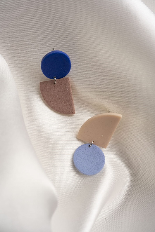 kolczyki z masy plastycznej Wiszące asymetryczne sztyfty