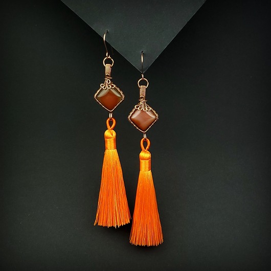 kolczyki wire wrapping Długie kolczyki z karneolem i chwostem