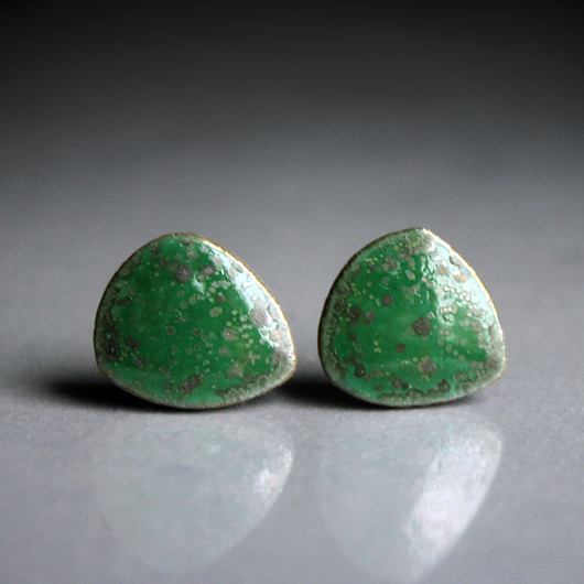 kolczyki ceramiczne PEBBLE/stal chirurgiczna/