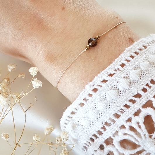beżowa bransoletka z kwarcem dymnym LEI handmade 